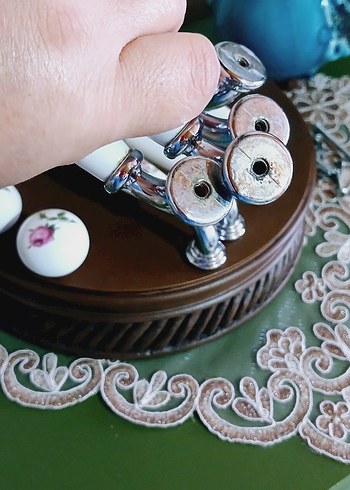 Çiçek Desenli Beyaz porselen kulp - Görsel 7