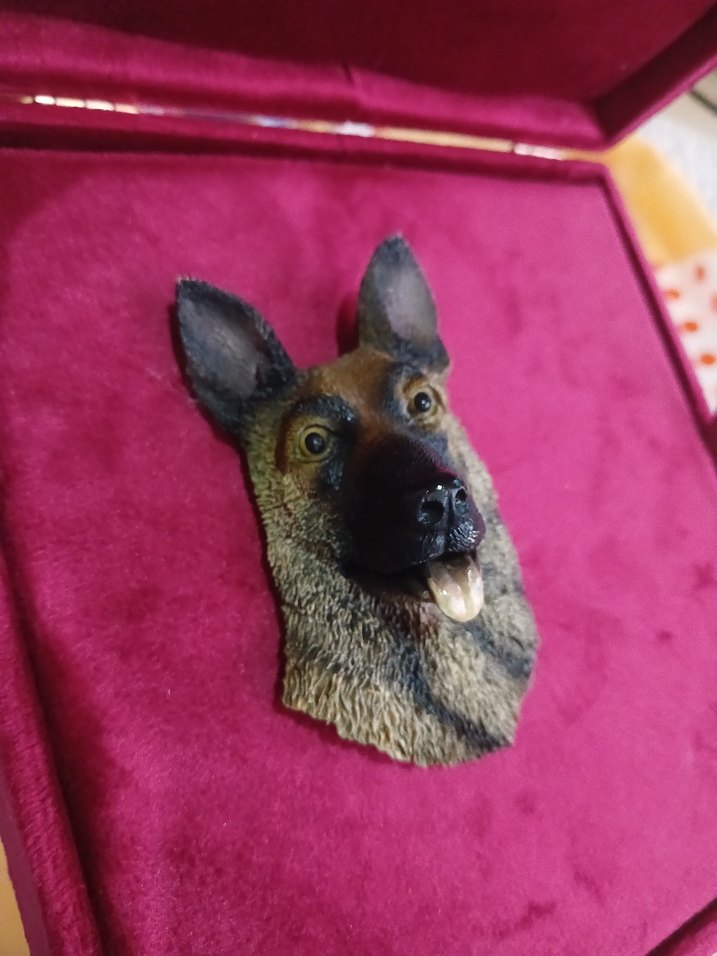 Kahverengi Alman Kurdu Figürin MAGNET - Görsel 4