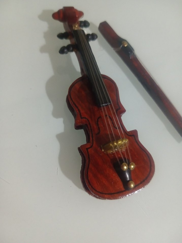minyatür ahşap gitar biblo - Görsel 2