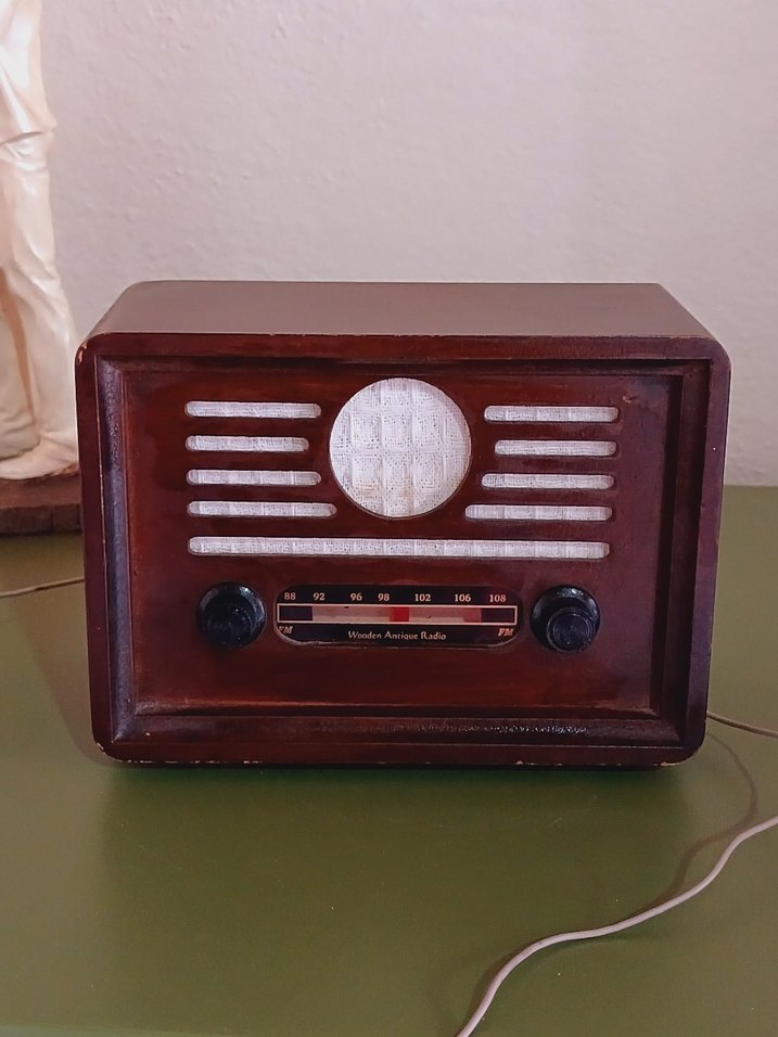 Kahverengi Ahşap Retro Müzik Sistemi - Görsel 2