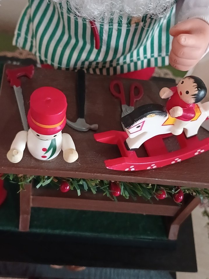 Beyaz ve Kırmızı Noel Baba Figürü VİNTAGE MÜZİKLİ IŞIKLİ - Görsel 4