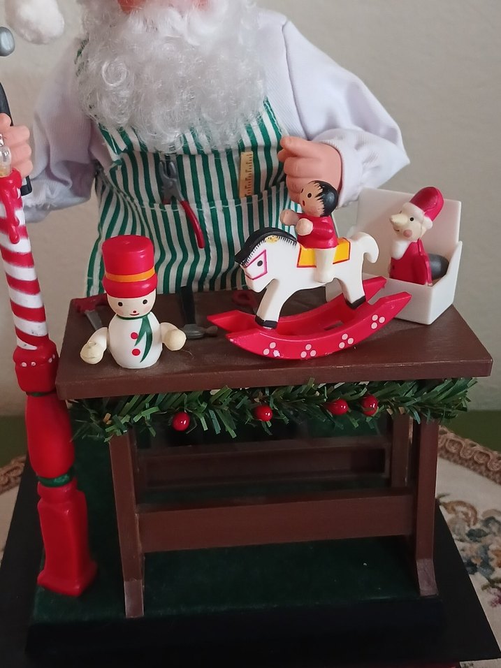 Beyaz ve Kırmızı Noel Baba Figürü VİNTAGE MÜZİKLİ IŞIKLİ - Görsel 2