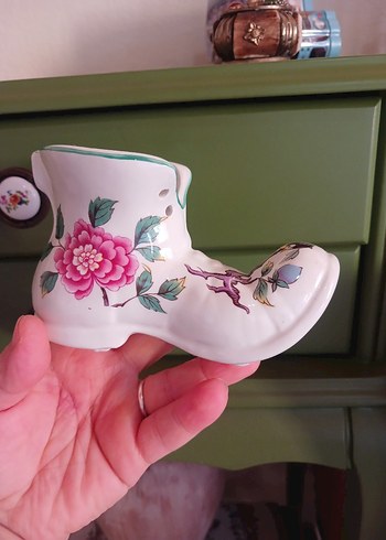 english damgalı ayakkapı biblo vazo - Görsel 6