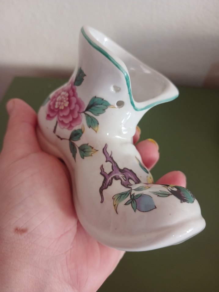 english damgalı ayakkapı biblo vazo - Görsel 2