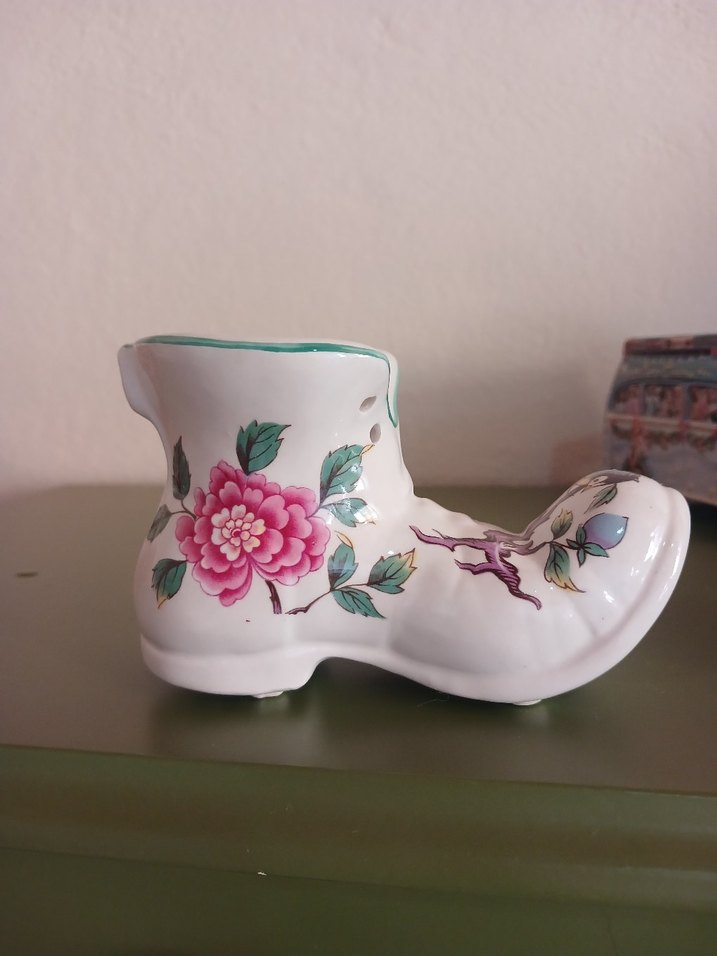 english damgalı ayakkapı biblo vazo - Görsel 4