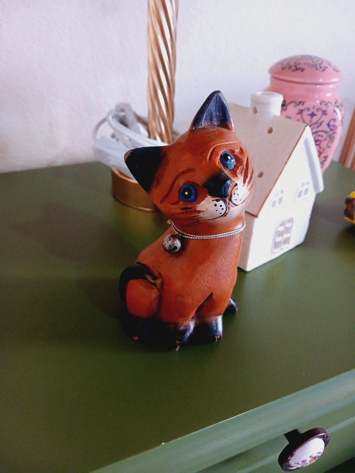 Renkli Kahverengi Kedi Biblosu ahşap içi dolu ağaç - Görsel 4