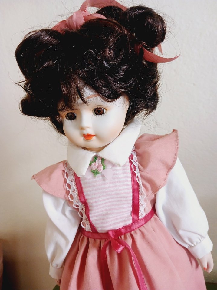 Pembe Elbiseli Pastel Bebek - Görsel 3