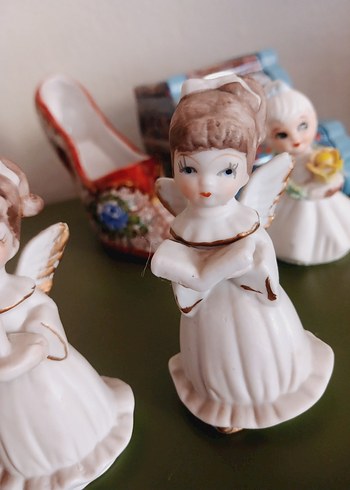 Beyaz Melek Figürinleri vintage porselen - Görsel 2