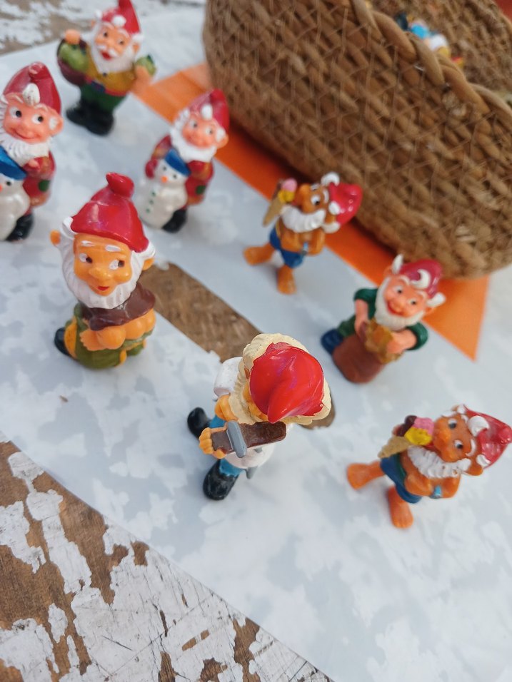 Renkli Cüce Figür Seti - Görsel 5