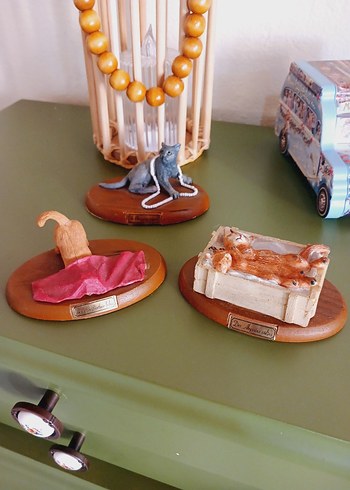 Pastel Renkli Evcil Hayvan Figürleri