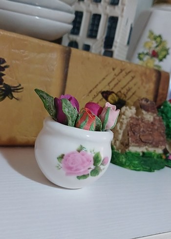 American Vintage Pembe Pastel Desenli Mini Vazo