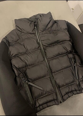 xs Beden Zara şişme mont