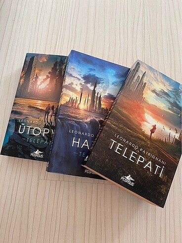 Telepati Hafıza Ütopya serisi