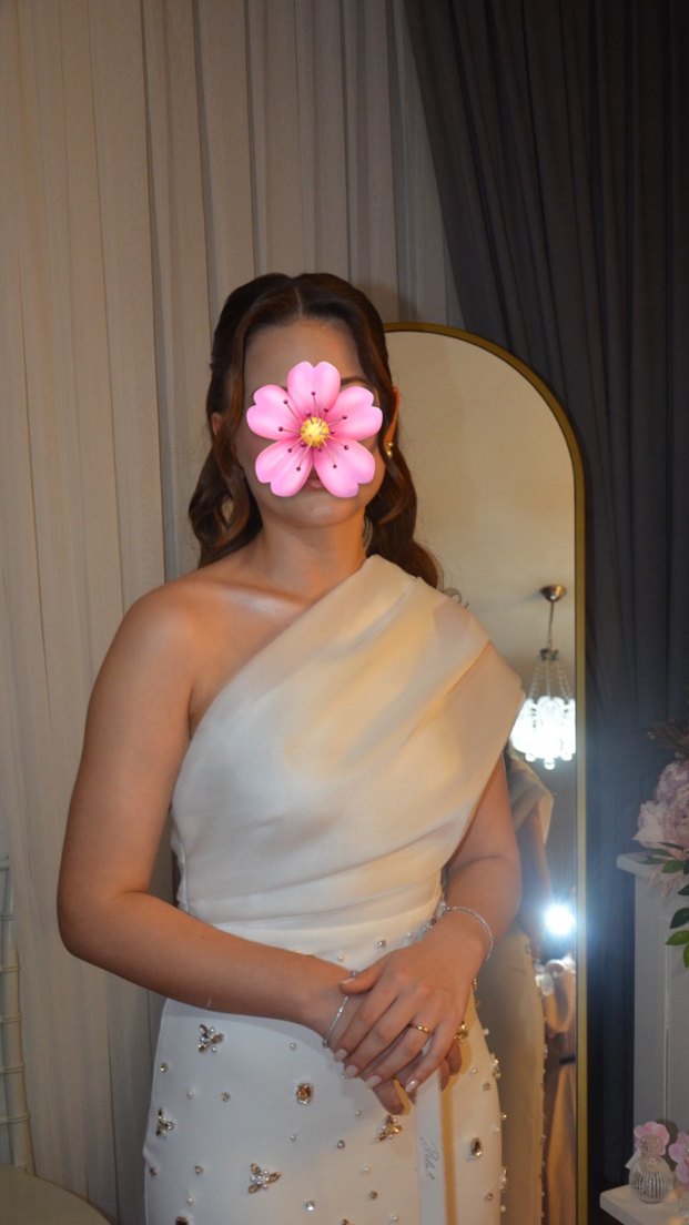 Askile Drapeli Uzun Beyaz Straplez Abiye - Görsel 3