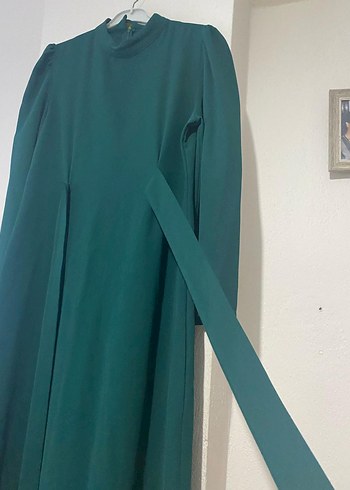 Uzun Yeşil Drapeli Kadın Elbise - Görsel 2