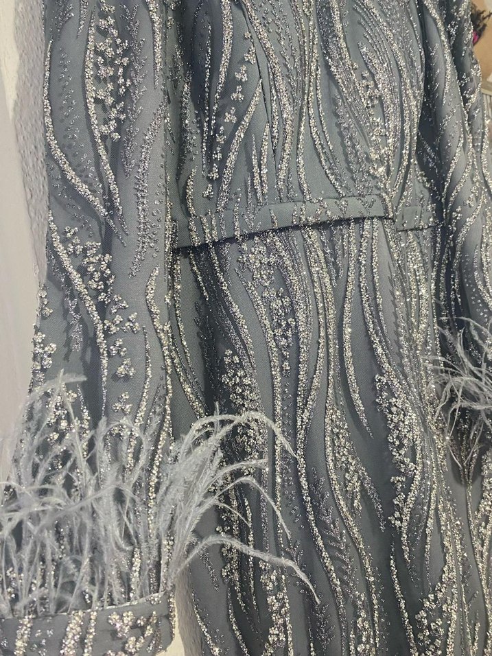 Gri Nakışlı Uzun Kollu Kadın Abiye Elbise - Görsel 4