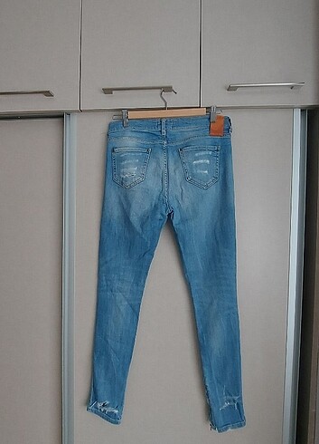 Bershka Berscka 40 beden streç yırtık jeans