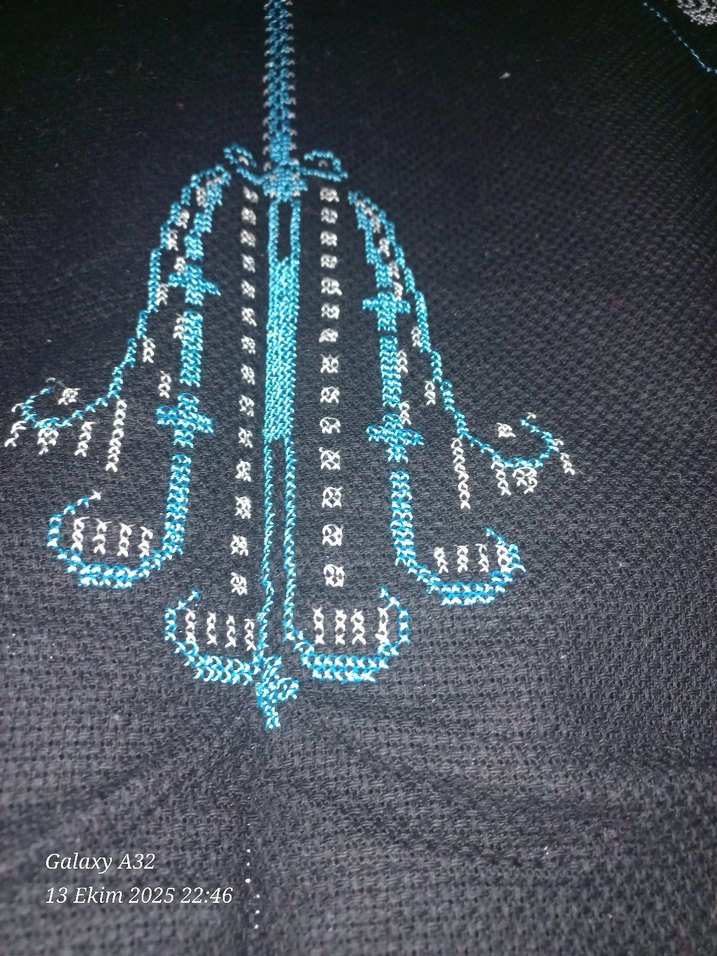 Etamin İşlemeli Seccade El emeğidir - Görsel 4