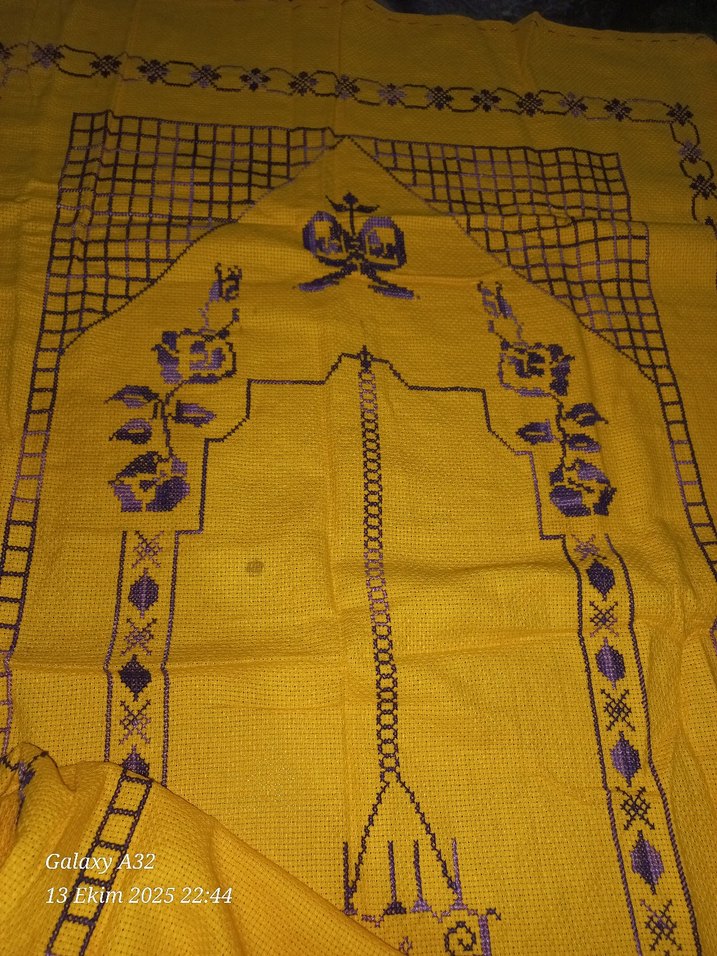 Etamin İşlemeli Seccade - Görsel 2