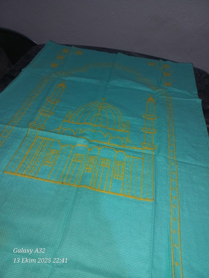 Etamin İşlemeli Seccade - Görsel 3