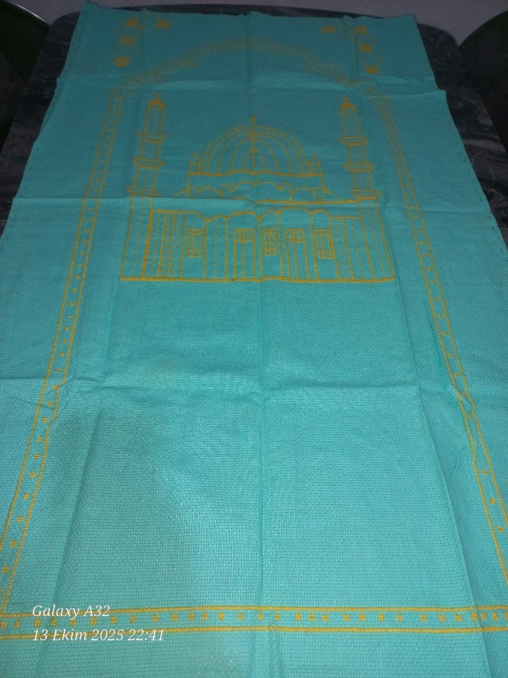 Etamin İşlemeli Seccade - Görsel 2