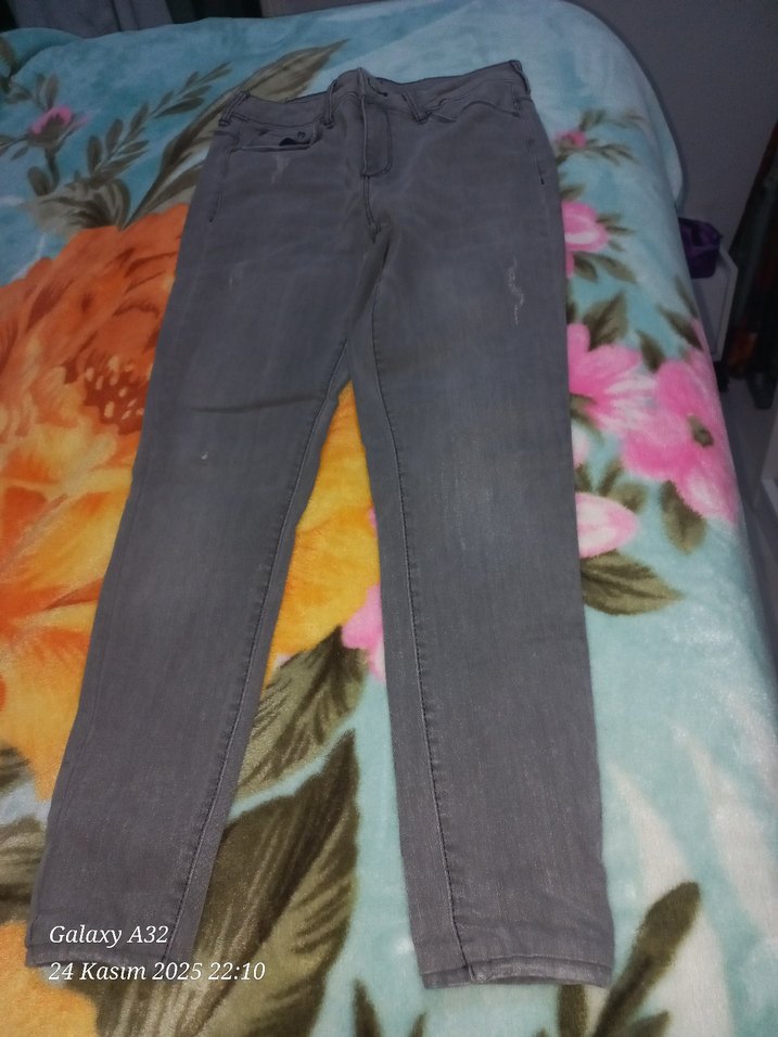 Gri Dar Kesim Kadın Kot Pantolon - Görsel 3