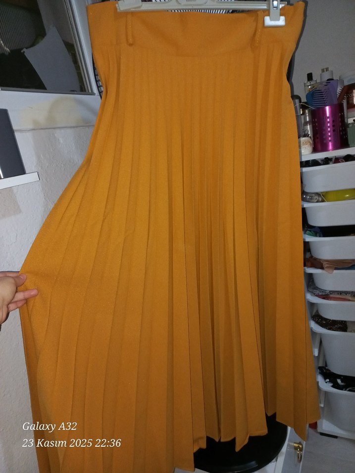 Pileli Tesettur Uzun  Etek 42-44 beden uyumludur - Görsel 2