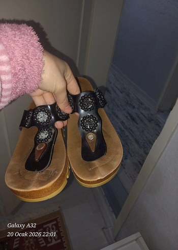 Kadin Boncuk Tasli Dolgu Topuk Terlik - Görsel 5