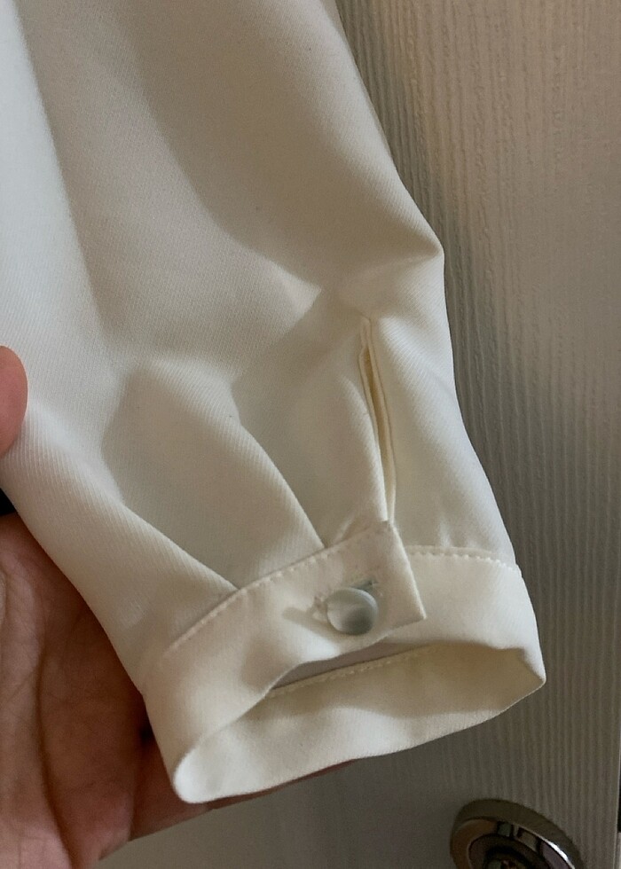 Krem rengi bluz - Görsel 4