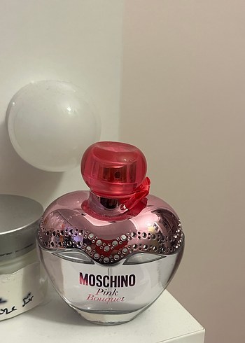 Love Moschino