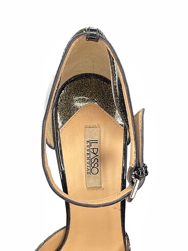 38 Beden siyah Renk Vintage Love Stiletto %70 İndirimli.