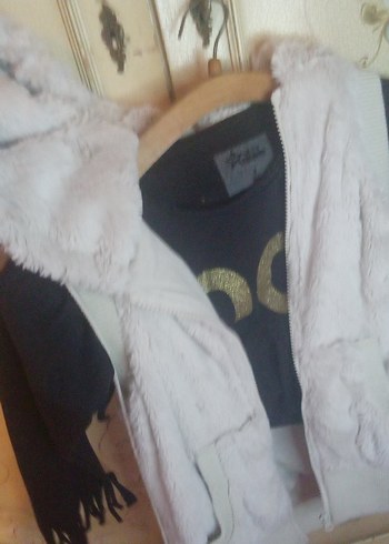 Kürklü Kapüşonlu Yelek - Görsel 2