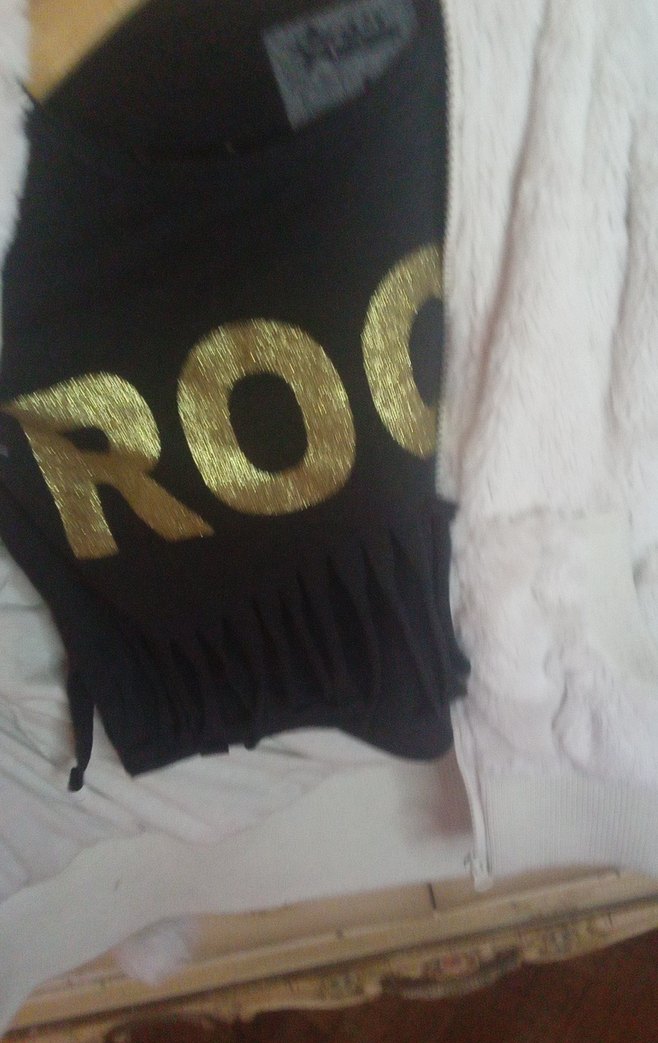 Kürklü Kapüşonlu Yelek - Görsel 3