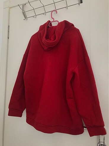 l Beden kırmızı sweatshirt