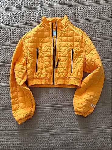Bershka Kısa mont