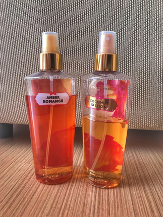 Victoria s Secret Victoria Secret vücut spreyleri