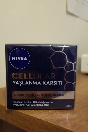 Nivea cellular yaşlanma karşıtı gece kremi
