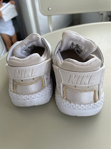 25 Beden beyaz Renk Orjinal nike