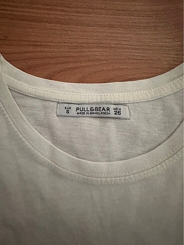 Pull and Bear Tişört