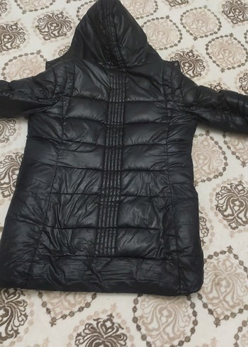 Siyah Kapüşonlu Kadın Kışlık Mont - Görsel 5