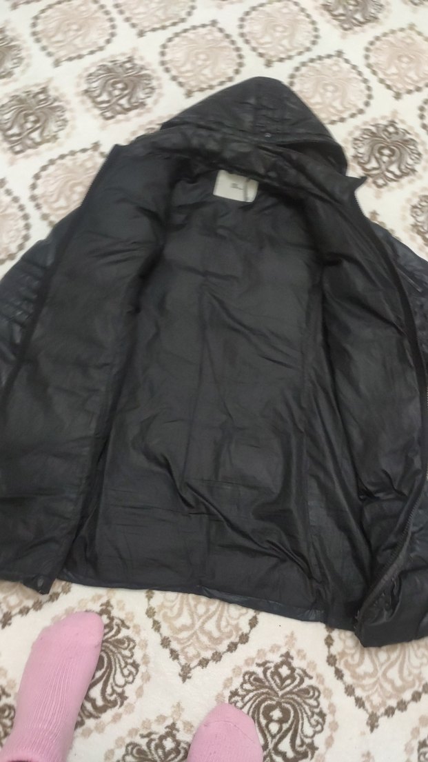 Siyah Kapüşonlu Kadın Kışlık Mont - Görsel 4