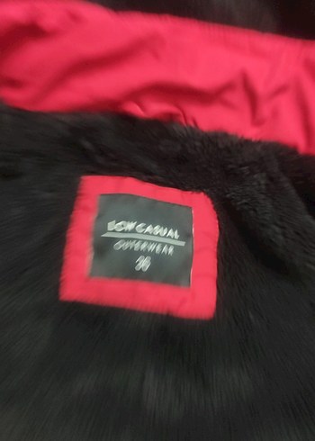 Bordo Kapüşonlu Kadın Kışlık Mont - Görsel 5