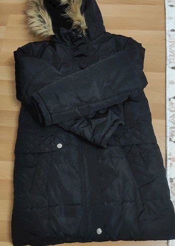 Kadın Siyah Kürklü Kışlık Mont sıfırı eş değer - Görsel 2