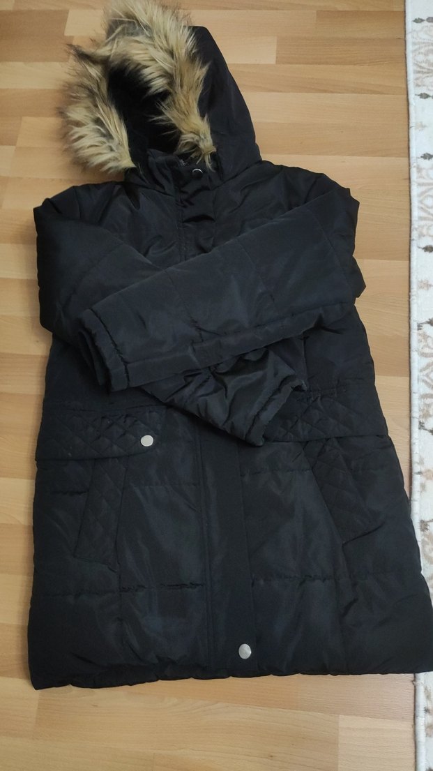 Kadın Siyah Kürklü Kışlık Mont sıfırı eş değer - Görsel 2