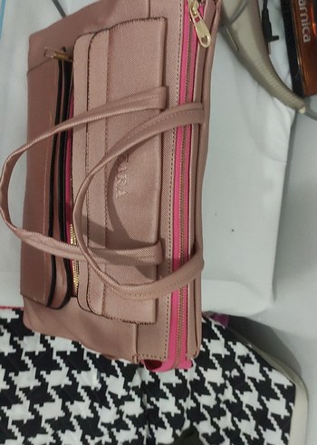 Bej Deri Fermuarlı Kadın Çantası - Görsel 4