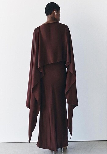 Zara Zara saten pelerin ve elbise