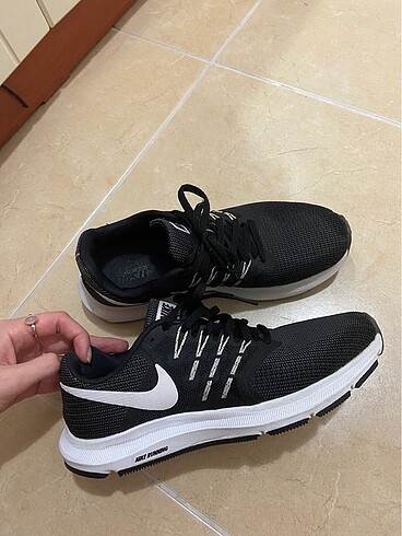 Nike Runner Spor Ayakkabı 38,5 Orijinal