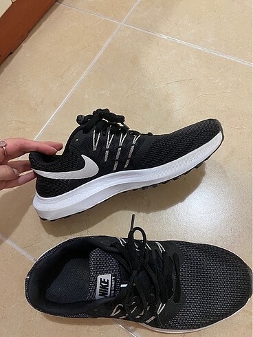 Nike Nike Runner Spor Ayakkabı 38,5 Orijinal