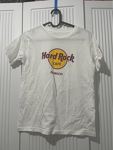 Hard rock tişört