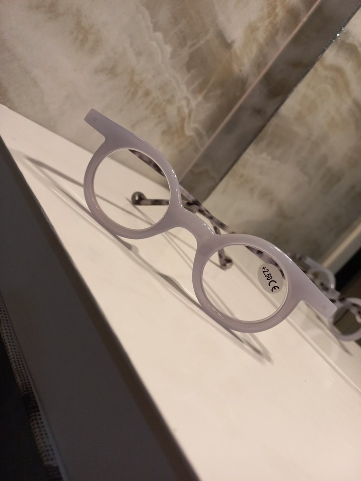 +2.5 YAKIN GÖZLÜK - Görsel 2